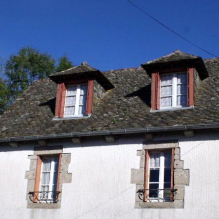Maison Charmante A Florentin La Capelle Avec Jardin Et Vue Montagne Exterior photo